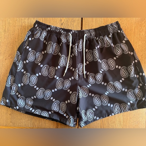 Paisley Pattern Shorts - Picture 1 of 2